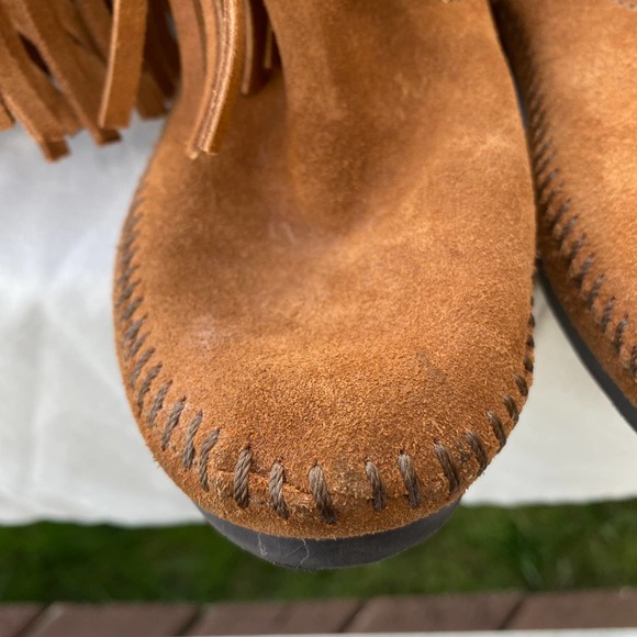 Minnetonka 3 layer fringe Suede Brown Pull On Boots Women's Size 7 1632 - Picture 3 of 15